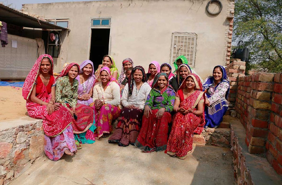 Women-Empowerment-Jaipur-Rugs